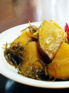 さつまいもと刻み昆布の煮物-レシピのメイン写真