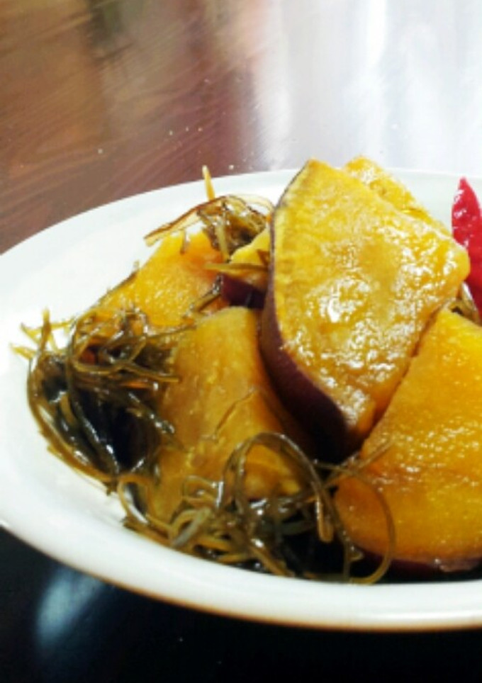 さつまいもと刻み昆布の煮物-レシピのメイン写真
