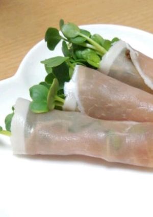 生ハムと貝割れの簡単ｵｰﾄﾞﾌﾞﾙ-レシピのメイン写真