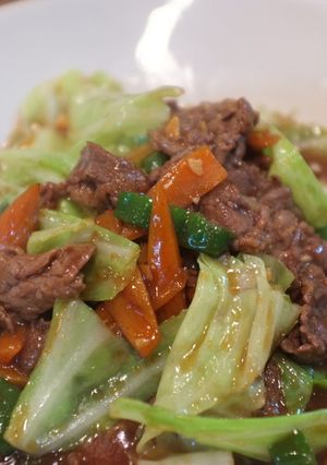 牛肉とキャベツのオイスター炒め-レシピのメイン写真