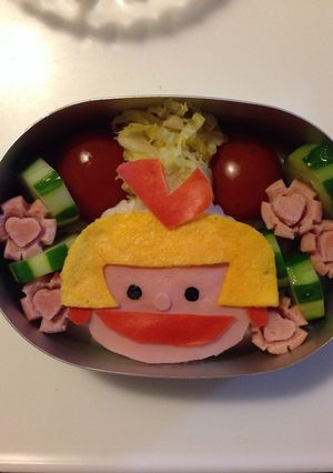 フックブックロー しおりちゃんキャラ弁-レシピのメイン写真
