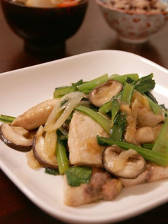 Caたっぷり♬メカジキと小松菜の炒め物-レシピのメイン写真