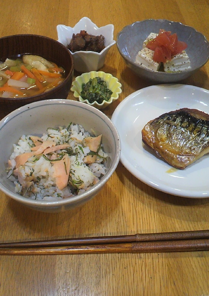 リメイク☆残った焼き鮭で混ぜご飯-レシピのメイン写真