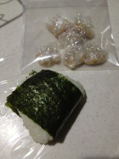 ズボラな冷凍ツナおにぎり♪-レシピのメイン写真