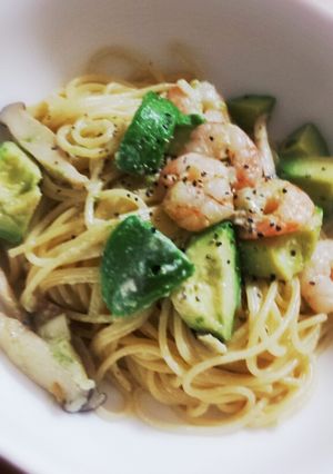 エビとアボガドのクリームパスタ-レシピのメイン写真