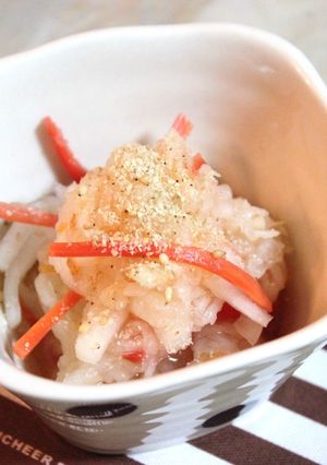 大根と柿のやさしい酢の物-レシピのメイン写真