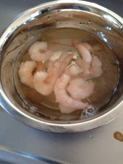 冷凍エビの解凍方法!-レシピのメイン写真