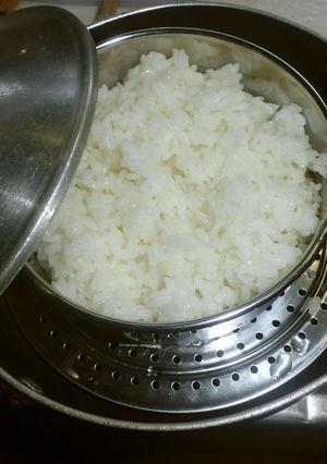 ご飯の蒸し方・パックご飯、キャンプにも！-レシピのメイン写真