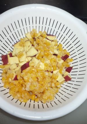 サツマイモとコーンの炊き込み御飯-レシピのメイン写真