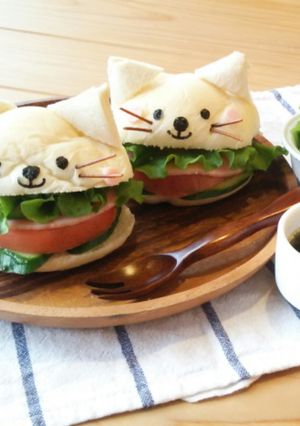 キャラ弁にも☆白ネコのサンドイッチ♪-レシピのメイン写真