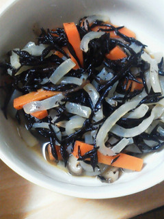 つきこんにゃくとひじきの煮物-レシピのメイン写真