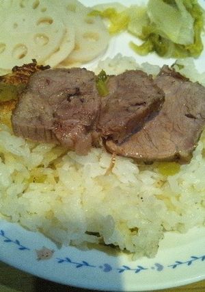 土鍋で炊き込みポークライス　-レシピのメイン写真