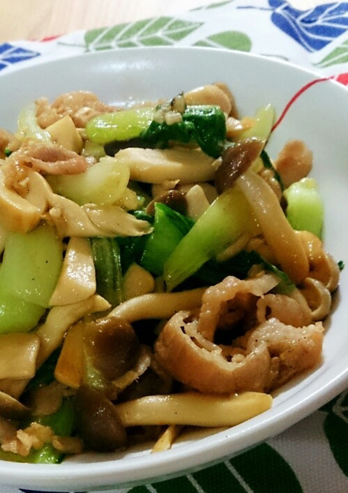 チンゲン菜ときのこと豚肉の中華炒め-レシピのメイン写真
