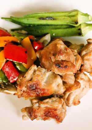 ピクルスの酢で　鶏肉のハーブバター焼き-レシピのメイン写真