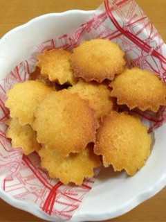 ホットケーキミックスde簡単マドレーヌ☆-レシピのメイン写真