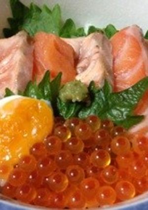 サーモン＆いくらの親子丼 温玉のせ-レシピのメイン写真