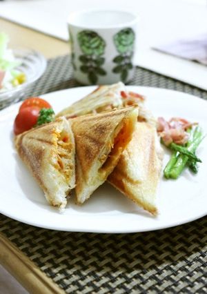 絶品♡ツナキムチーズホットサンド-レシピのメイン写真