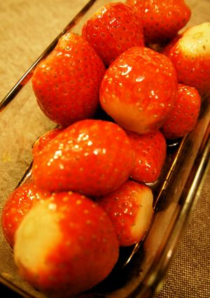 いちごのカラメルソース・赤ワイン風味-レシピのメイン写真