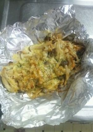 ８月２９日晩飯【鮭のチーズホイル焼き】-レシピのメイン写真