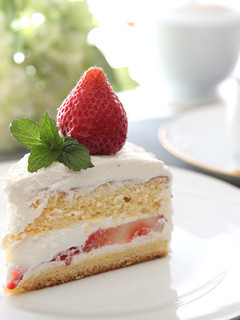 簡単!ふわふわ苺のショートケーキ-レシピのメイン写真