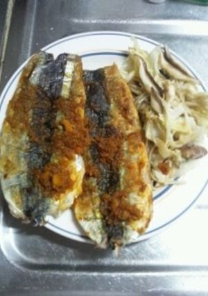 ９月２１日晩飯　【秋刀魚ムニエル風焼き】-レシピのメイン写真