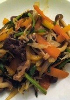 牛肉ときのこと7品目野菜炒め(18)-レシピのメイン写真