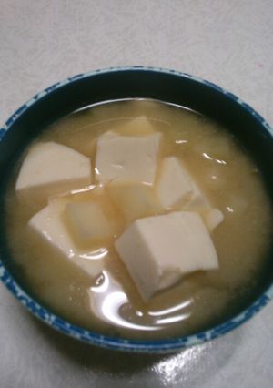 じゃがいも豆腐味噌汁-レシピのメイン写真