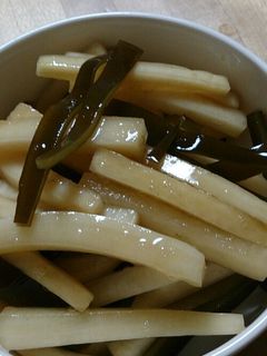 大根の皮と昆布のポン酢漬け-レシピのメイン写真