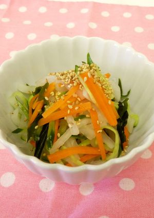 大根とワカメのごま酢和え-レシピのメイン写真