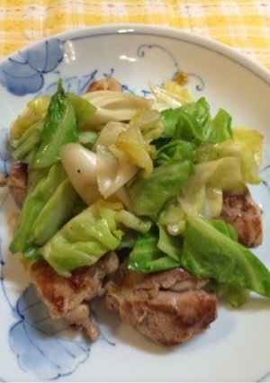 キャベツたっぷり♪鶏もも肉の塩焼き-レシピのメイン写真