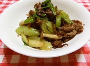 ☆牛肉とセロリのオイスターソース炒め☆-レシピのメイン写真