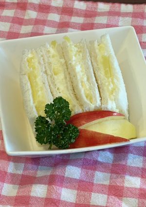 レンジで簡単！林檎のチーズクリームサンド-レシピのメイン写真