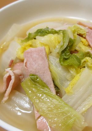 白菜とベーコンのコンソメ蒸し-レシピのメイン写真