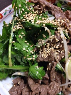 春菊と牛肉のサラダ-レシピのメイン写真