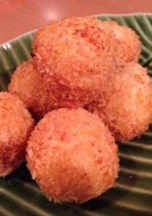 ブルーチーズがコクを引き出すコロッケ-レシピのメイン写真
