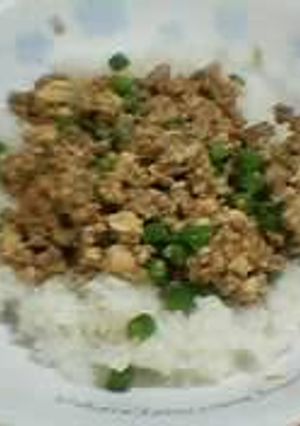 ひき肉と豆腐の丼-レシピのメイン写真