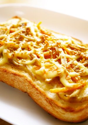 朝食＆ランチに♪ごぼうサラダ★トースト！-レシピのメイン写真