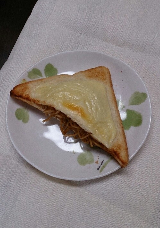 ほっと焼きそばパン-レシピのメイン写真