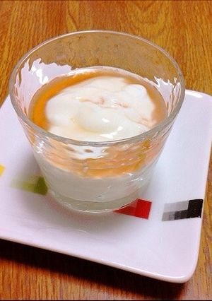 ザクロ酢入りダノンヨーグルト-レシピのメイン写真