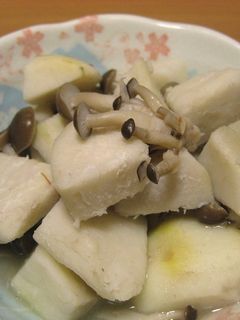 シンプル!里芋とぶなしめじの塩煮-レシピのメイン写真