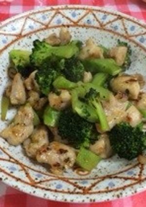 ブロッコリーと鳥肉の中華炒め-レシピのメイン写真