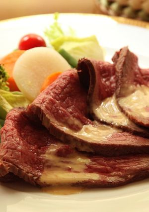 肉汁を利用した簡単ローストビーフのソース-レシピのメイン写真