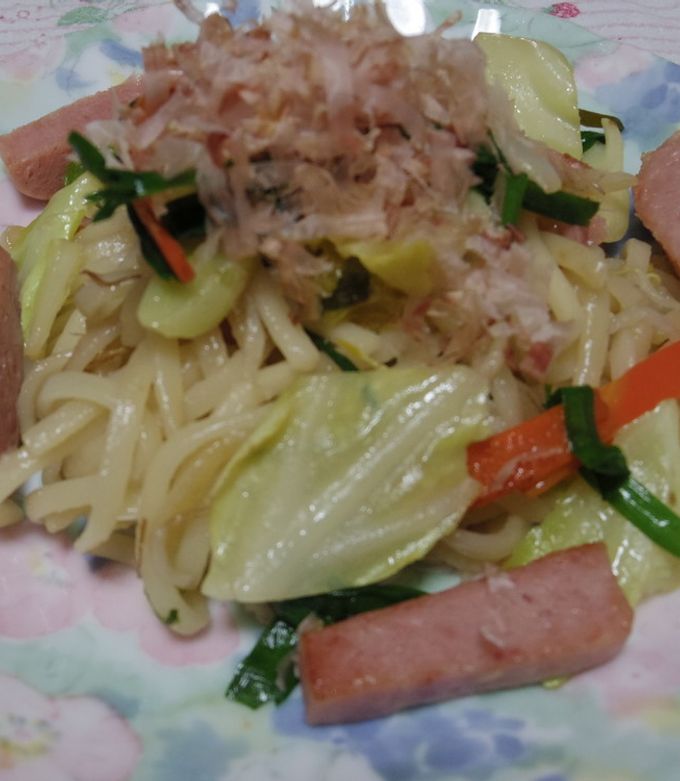 野菜たっぷり☆スパム入り沖縄風焼きうどん-レシピのメイン写真