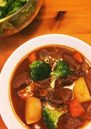 安いお肉でレストランの味！ビーフシチュー-レシピのメイン写真