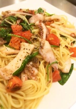 ほうれん草とトマトのアンチョビパスタ-レシピのメイン写真