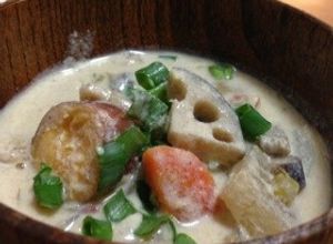 根菜たっぷり♪ごまと豆乳のお味噌汁-レシピのメイン写真