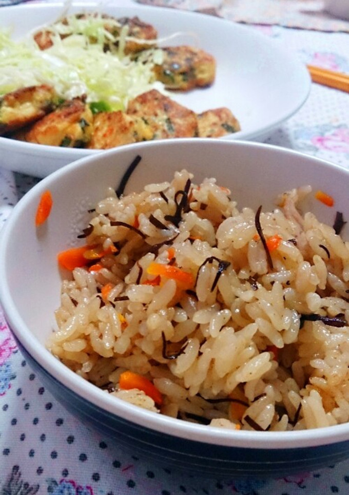 ひじきの炊き込みご飯-レシピのメイン写真