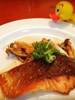 サーモンの味噌バターソテー♪-レシピのメイン写真