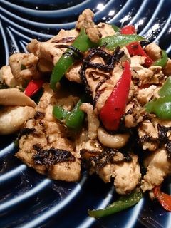 鶏むね肉と二色ピーマンの塩昆布炒め-レシピのメイン写真