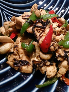 鶏むね肉と二色ピーマンの塩昆布炒め-レシピのメイン写真